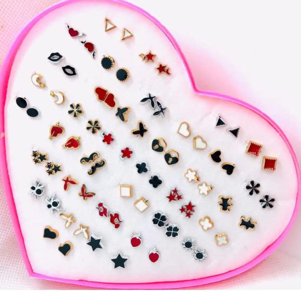 36 Pairs Of Random Beautiful Studs Silicon Earrings